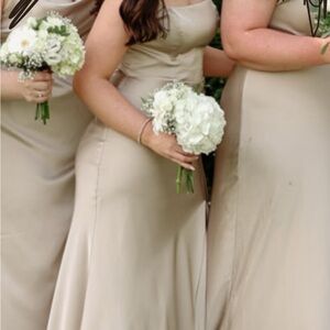 Elegant Cream Sleeveless Dress